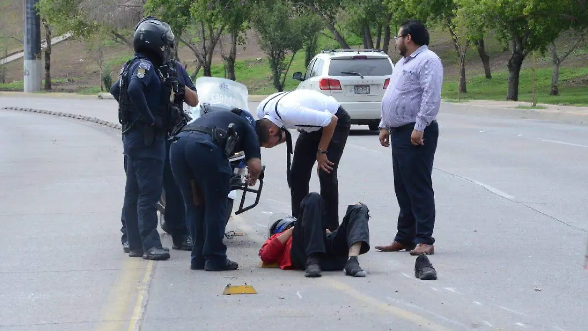 Joven accidente motociclista